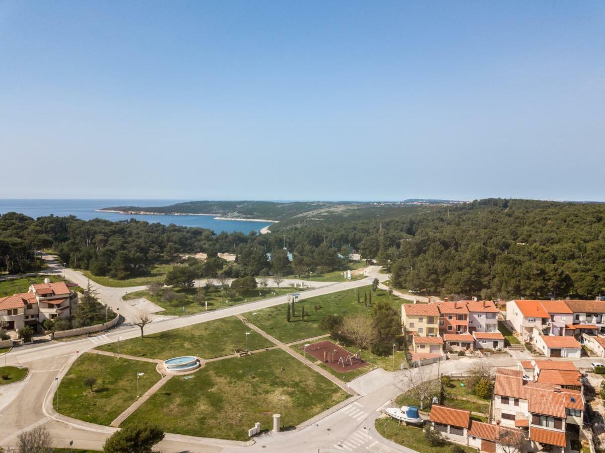 Apartment Lavanda Premantura Eksteriør bilde